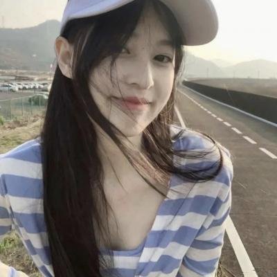 敦君与女朋友